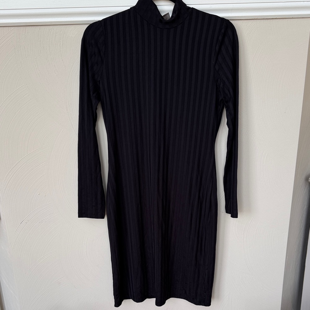 H&M Navy Ribbed Long Sleeve Dress